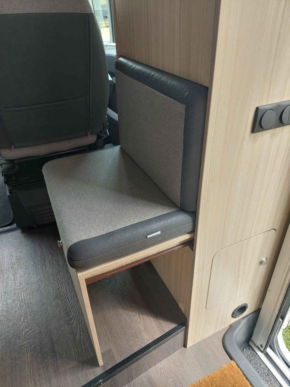 Camper 	ADRIA    model: SUNLIVING  S 65 SL, FIAT 140 pk (maart 2021)