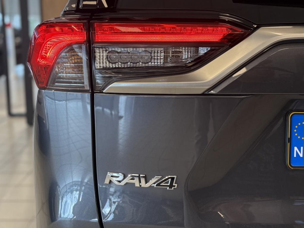 Toyota Rav4 2.5 plug-in hybrid. bi-tone+ | trekhaak |