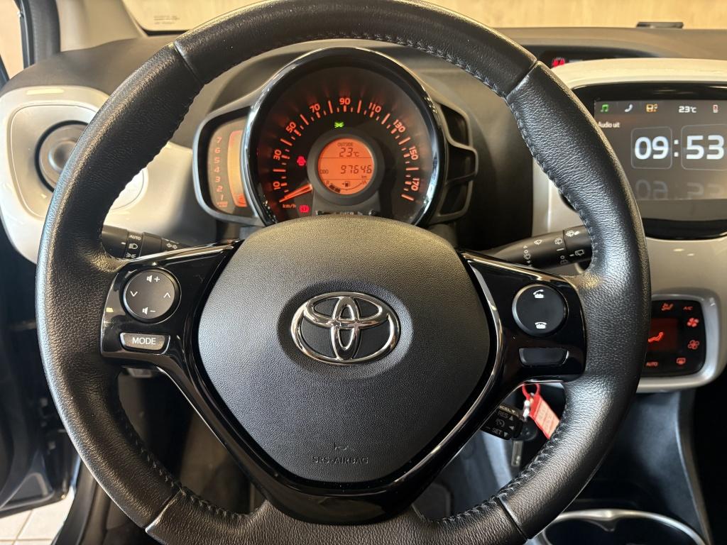 Toyota Aygo 1.0 vvt-i x-joy