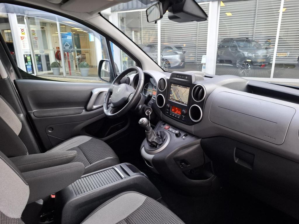 Peugeot Partner tepee mpv 110 active zenith pano dak, nav, trekhaak