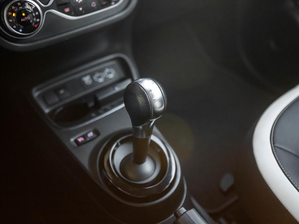 Renault Twingo r80 electric 82 série limitée urban night | apple carplay | 