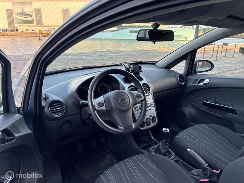 Opel Corsa 1.4-16V Cosmo Airco km114.154 Nap 3Deurs BJ2009
