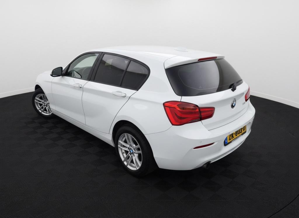 BMW 1 Serie 118i essential