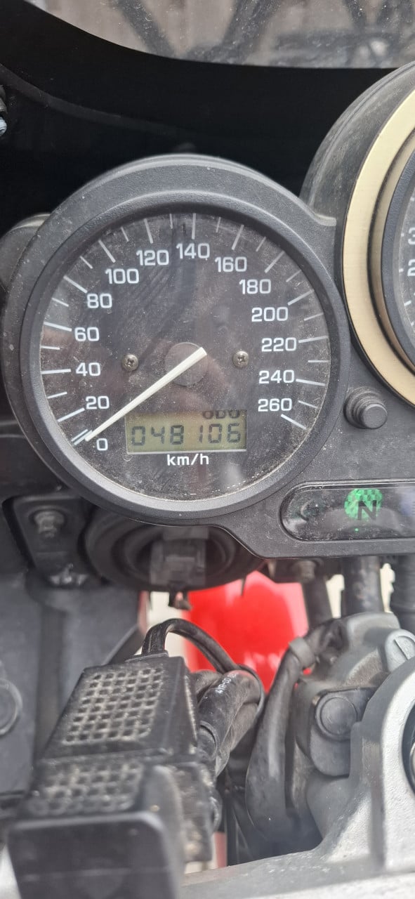 Yamaha Fazer FZS 600  Rood