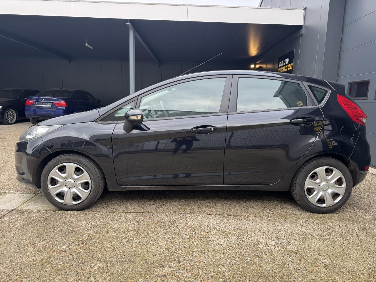 Ford Fiesta 1.25 44KW Ghia 5DRS 2009  Airco Apk  Nap