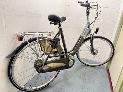 In nette staat Batavus damesfiets