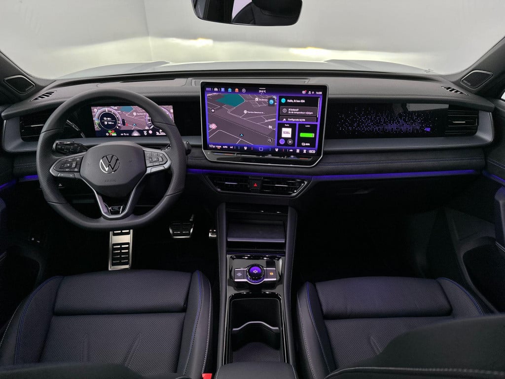 Volkswagen Tayron r-line-edition 1.5 ehybrid 200 kw / 272 pk suv 6 v
