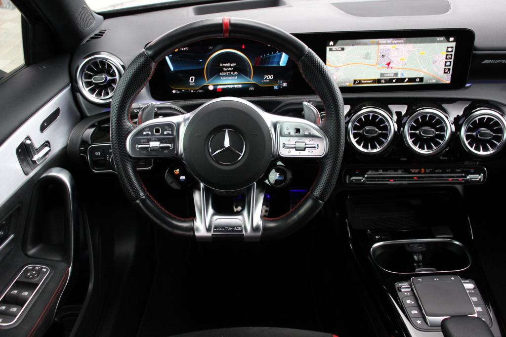 Mercedes-Benz A-Klasse amg 35 4matic premium plus | schaalstoelen | 360 cam