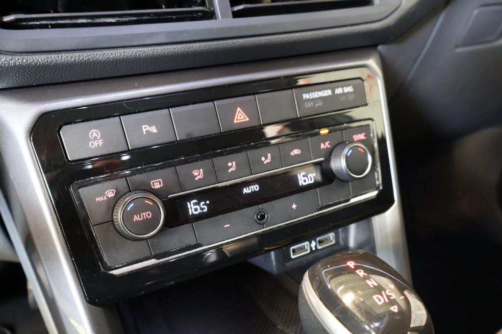 Volkswagen T-cross 1.0 tsi style nl auto, acc, pdc v+a, appconnect, trekhaa