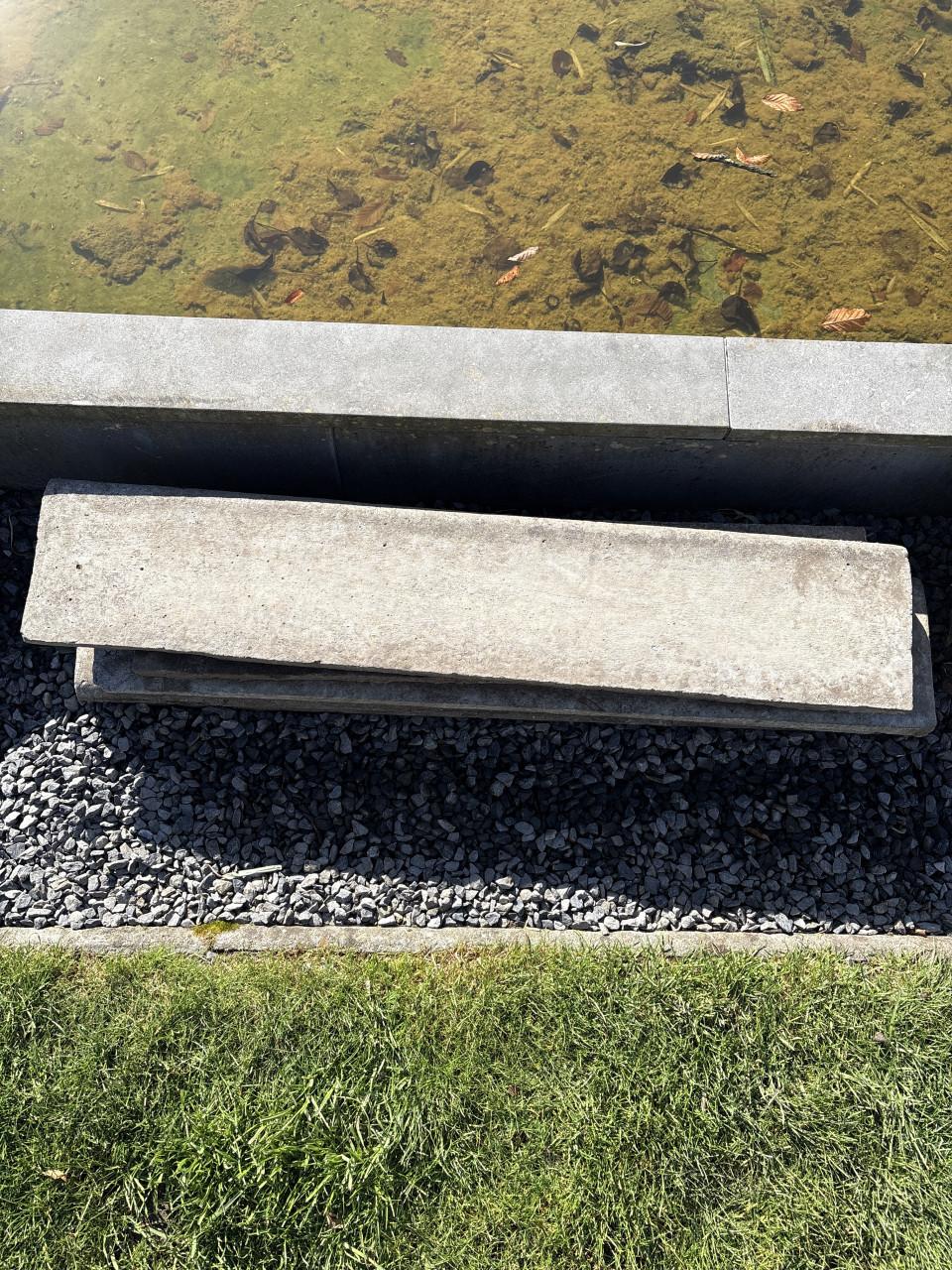 Kantstenen border/ gazon