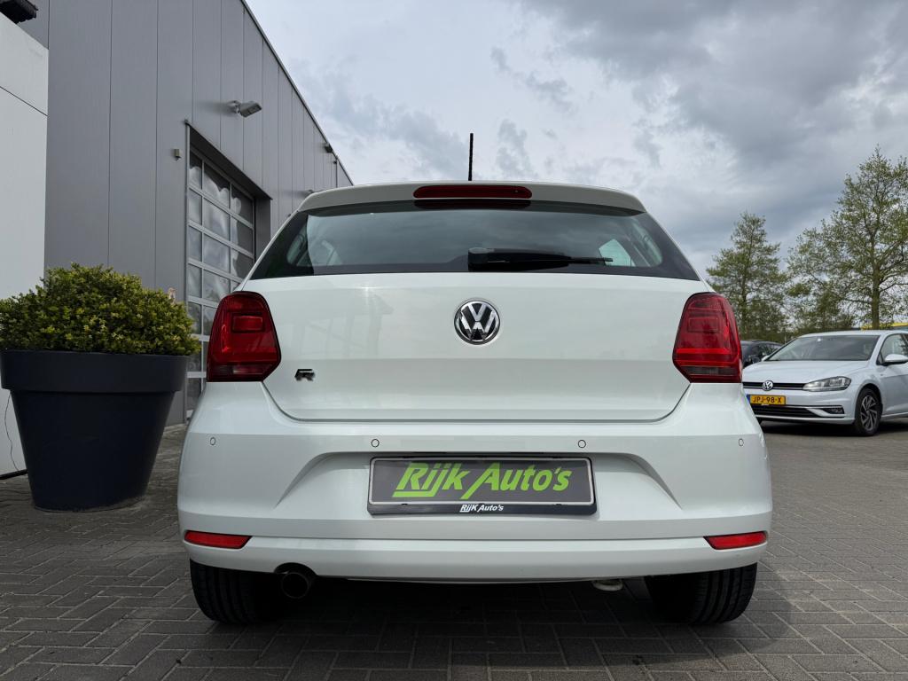 Volkswagen Polo 1.2 tsi r-line * pdc 2x * airco * 17 inch
