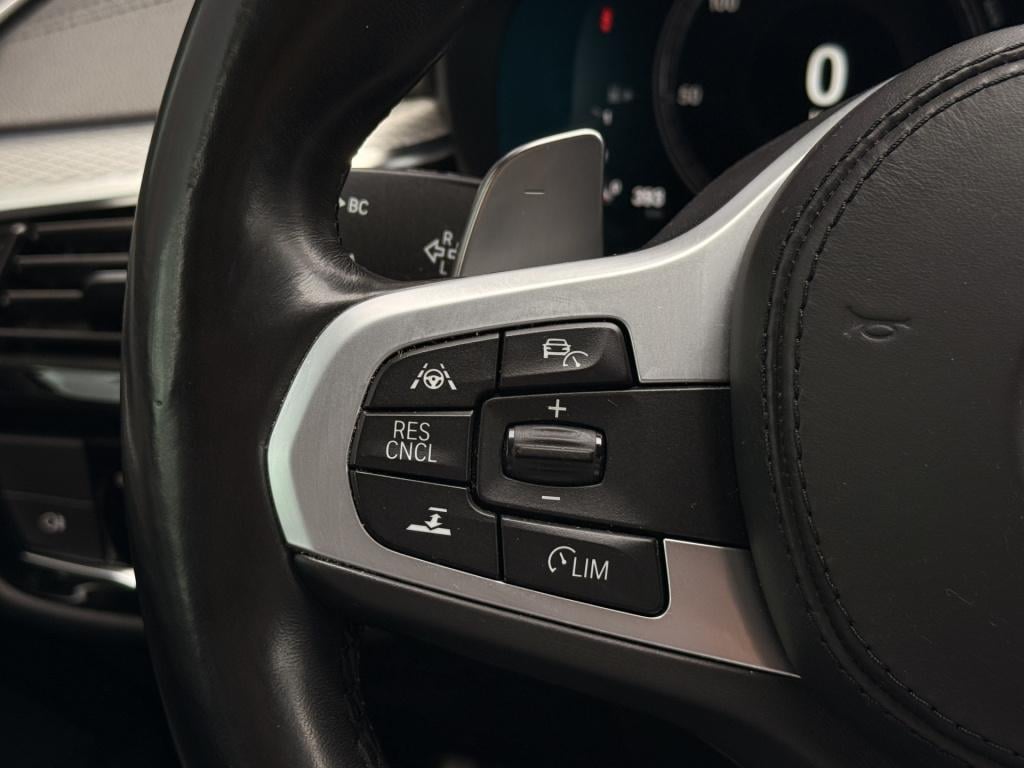 BMW 6 Serie gran turismo 640i high executive m-sport | harman / kardon | 36