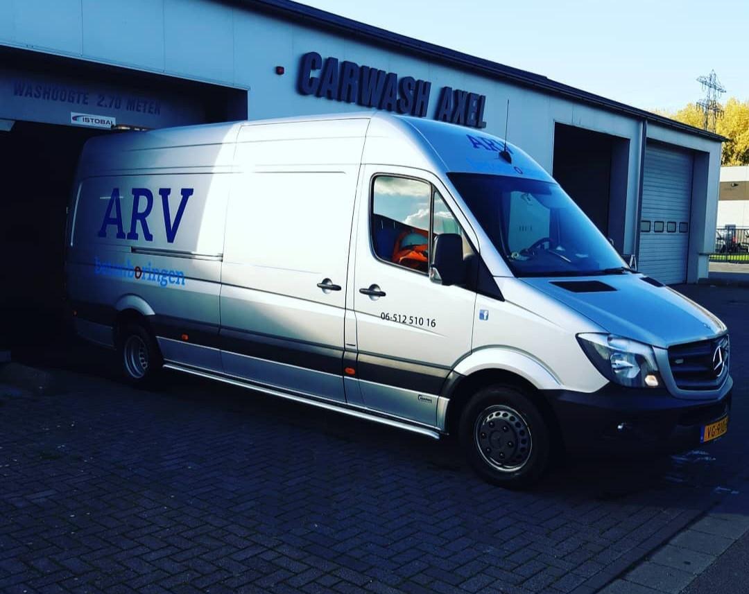 Bedrijfsbussen wassen  tot  L4  H2