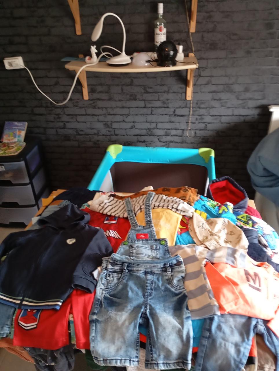Groot kledingpakket jongens in de maten 50 tm 92