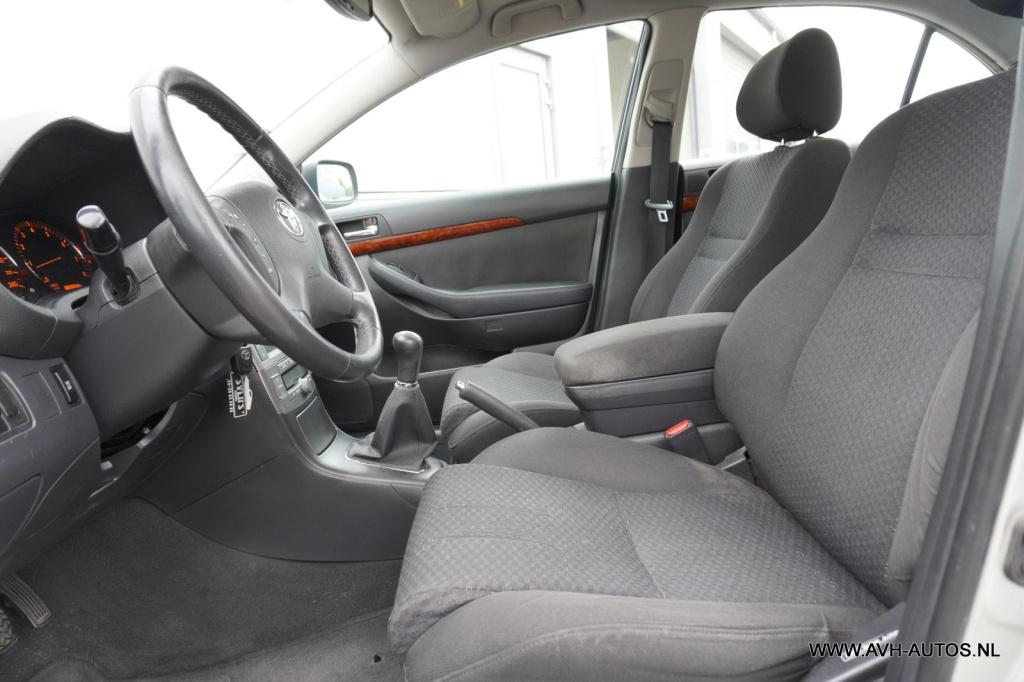 Toyota Avensis 2.0 vvti linea sol