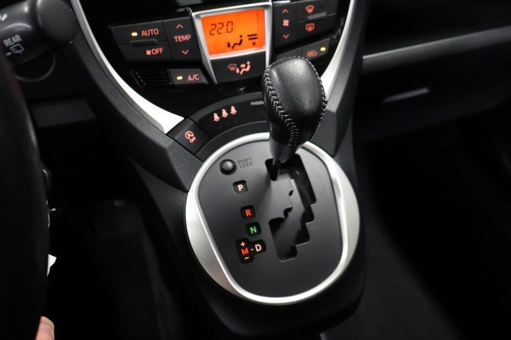 Toyota Verso-s 1.3 vvt-i trend