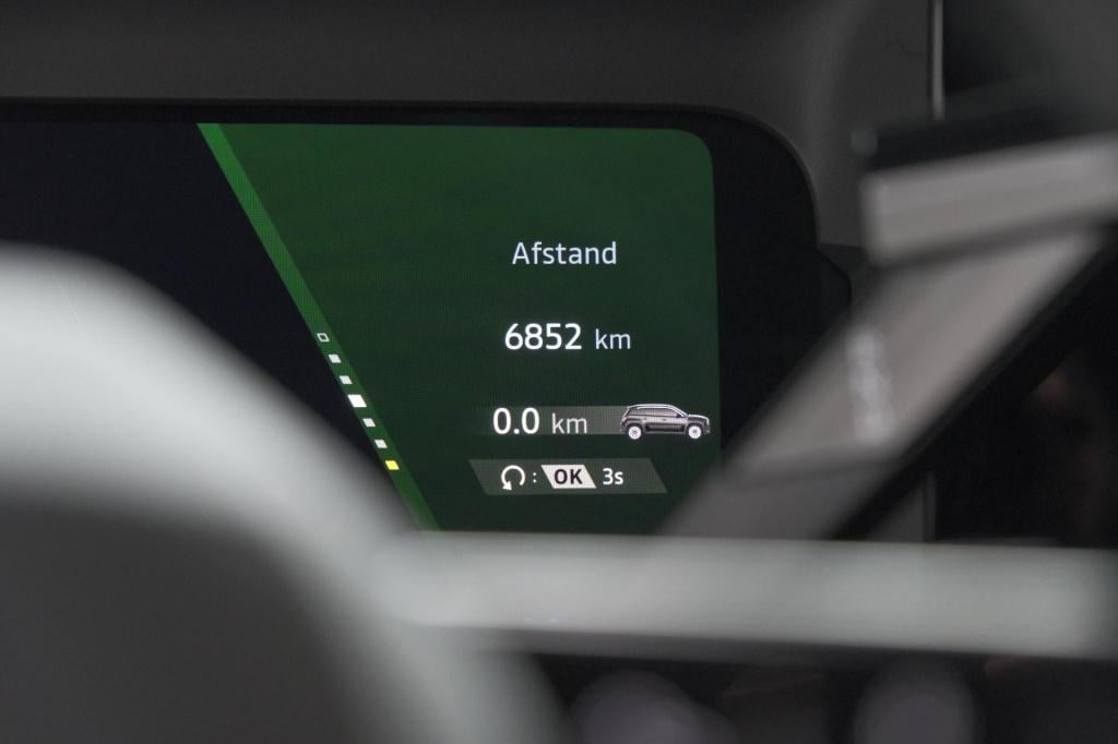 Renault 4 comfort range iconic 52 kwh | pack advanced driving assist | came