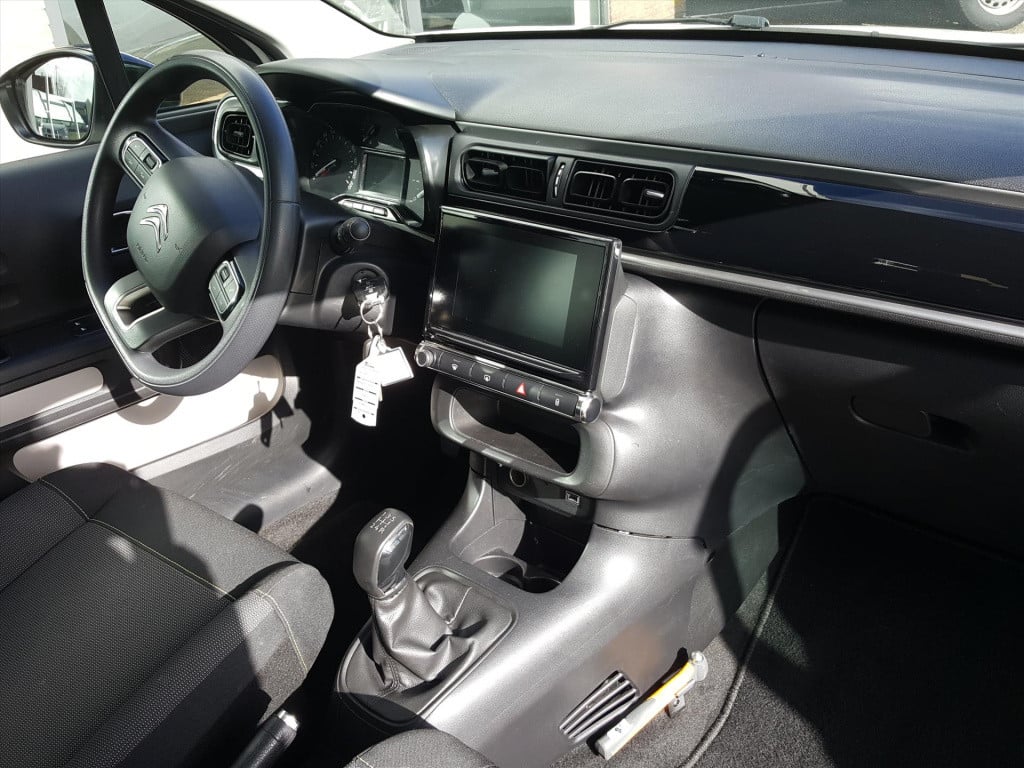 Citroen C3 1.2 puretech 82pk s&s feel navigatie | trekhaak | cruise & clima