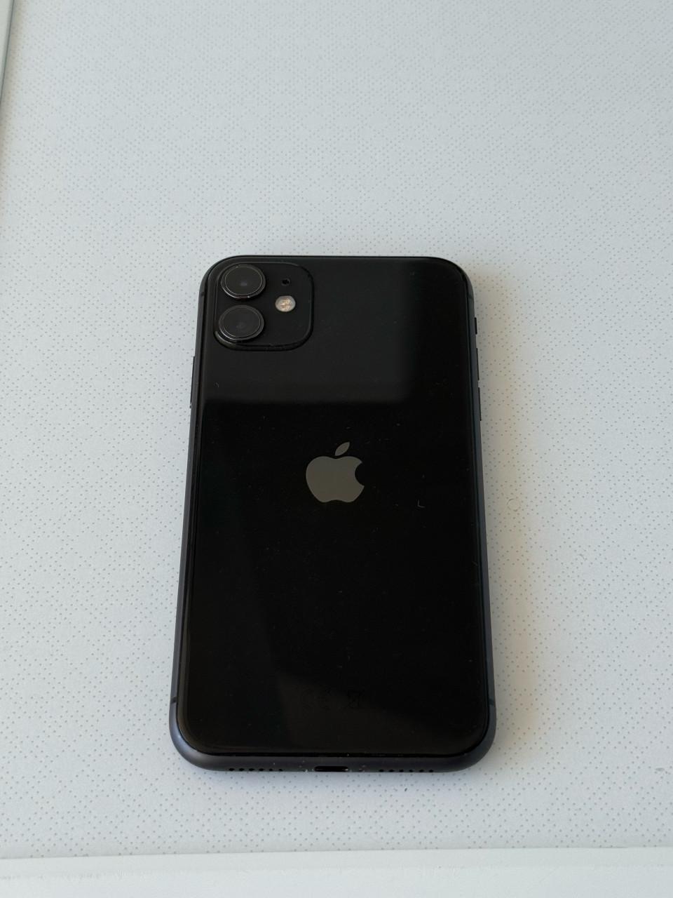 Iphone 11 zwart 64GB