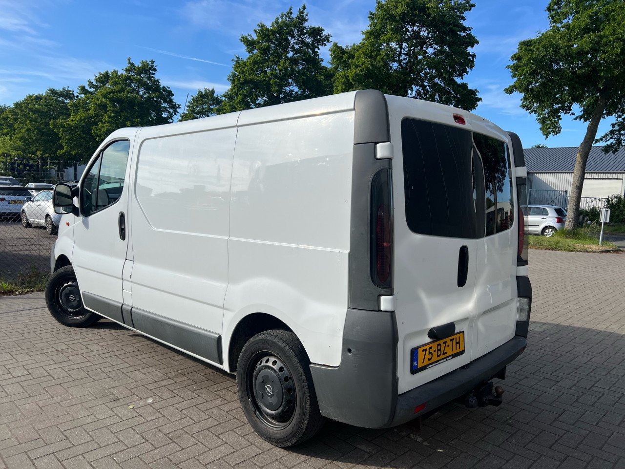 Opel Vivaro 1.9CDTi L1H1 3zits Vol Jaar Apk
