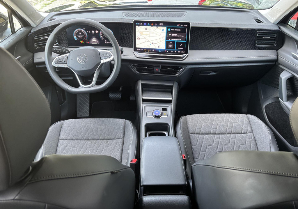Volkswagen Tiguan 1.5 etsi 130pk dsg-7 life| trekhaak| navi|side assist| ri