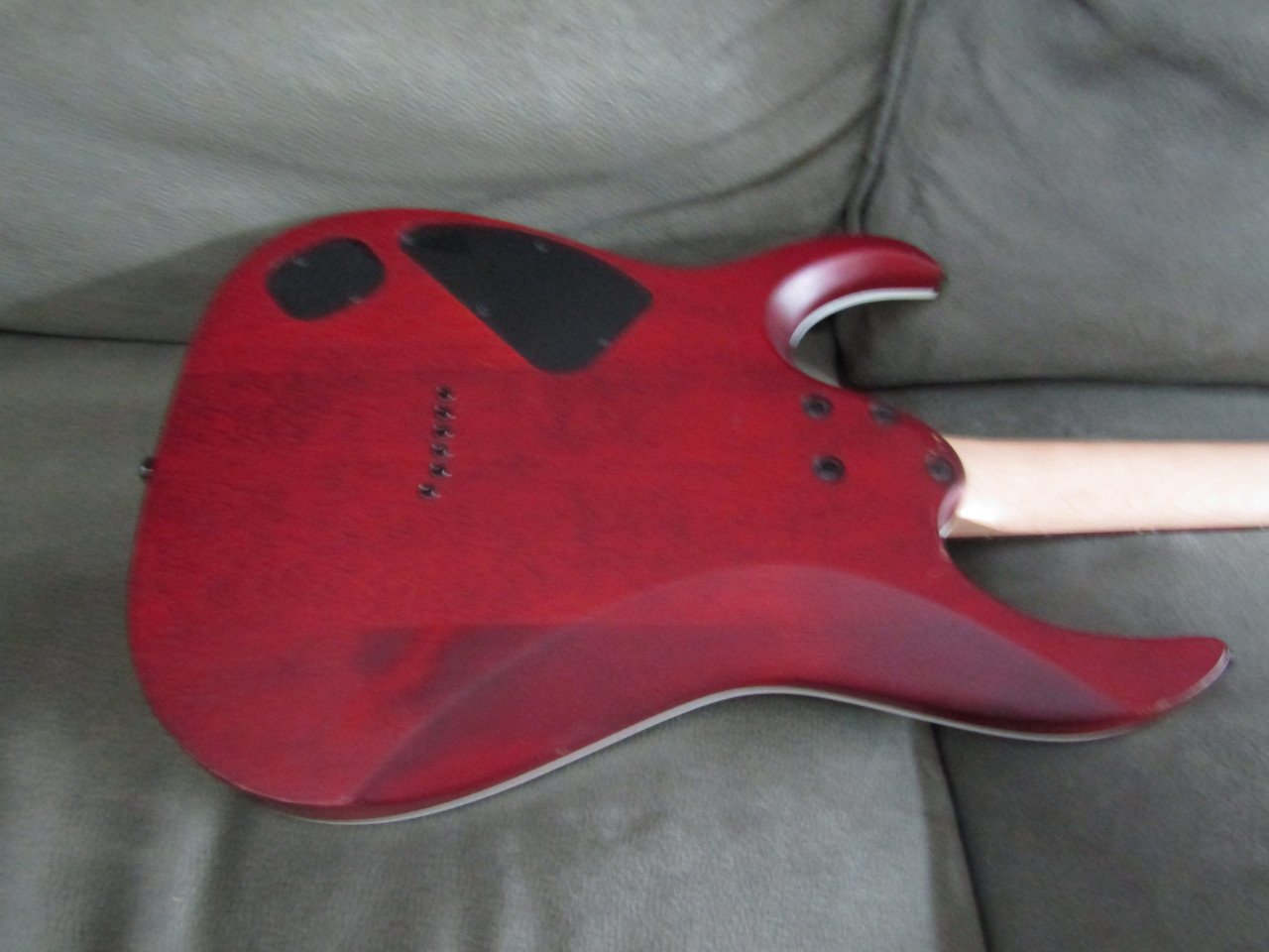 Ibanez rga42fm