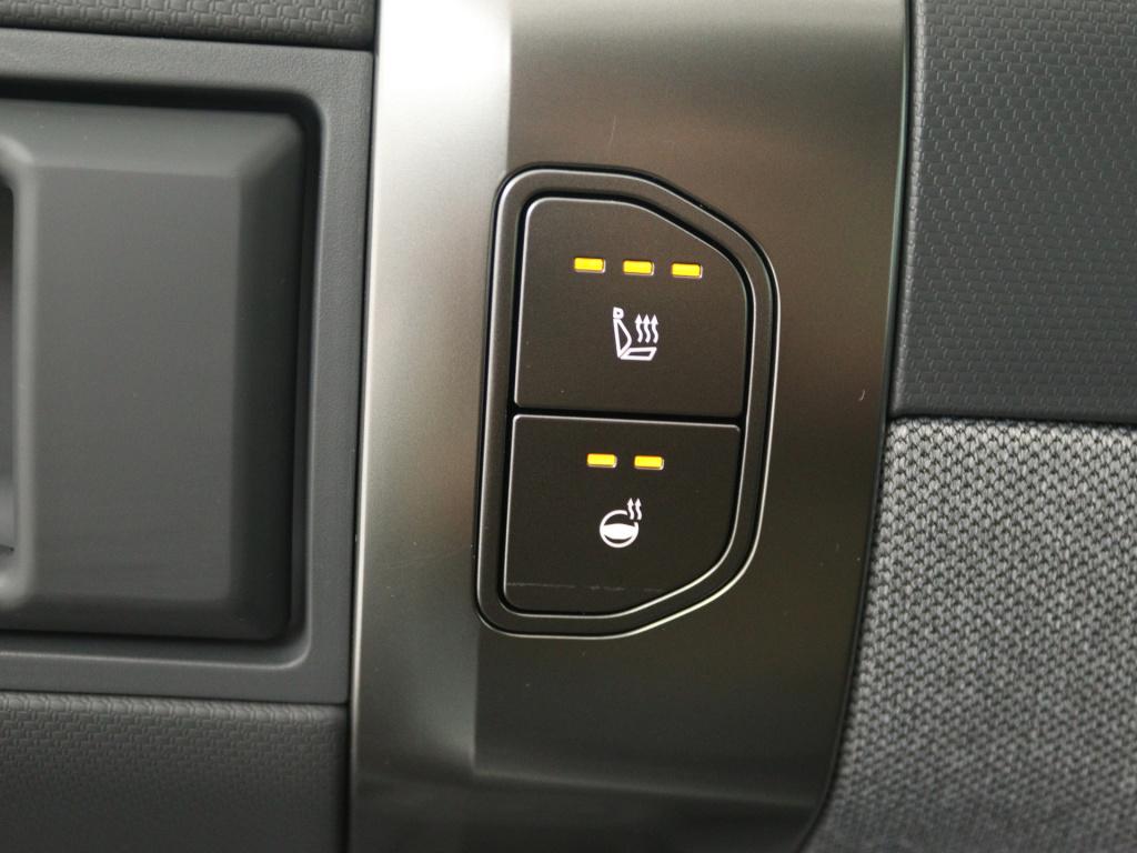 Kia Ev3 plus 81.4 kwh | trekhaak afneembaar | parkeercamera | stoel- en stu