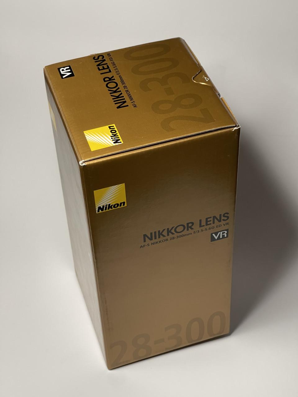 Nikon AF-S 28-300 f/3.5-5.6G ED VR