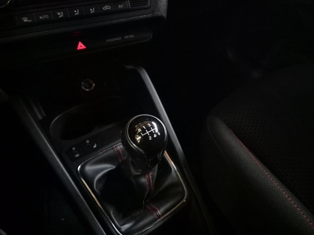 Seat Ibiza 1.2 tsi fr / 5-deurs / cruisecontrol / stoelverwarming