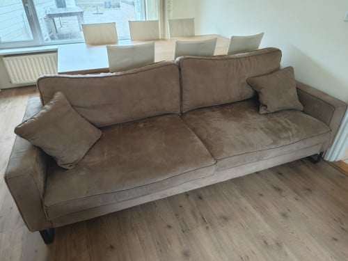 Mooie grote bank te koop