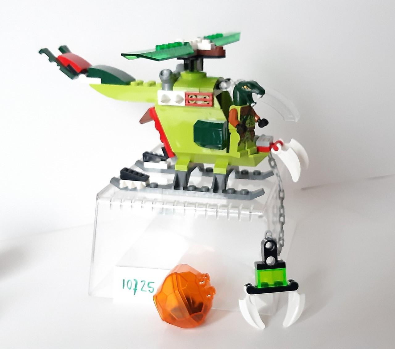 Lego Ninjago 10725: verloren tempel met Jay, Llyod en Zoltar.