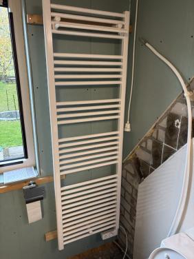 Elektrische handdoekradiator 1000 Watt 170x55cm