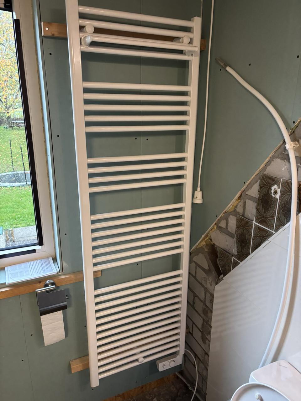 Elektrische handdoekradiator 1000 Watt 170x55cm
