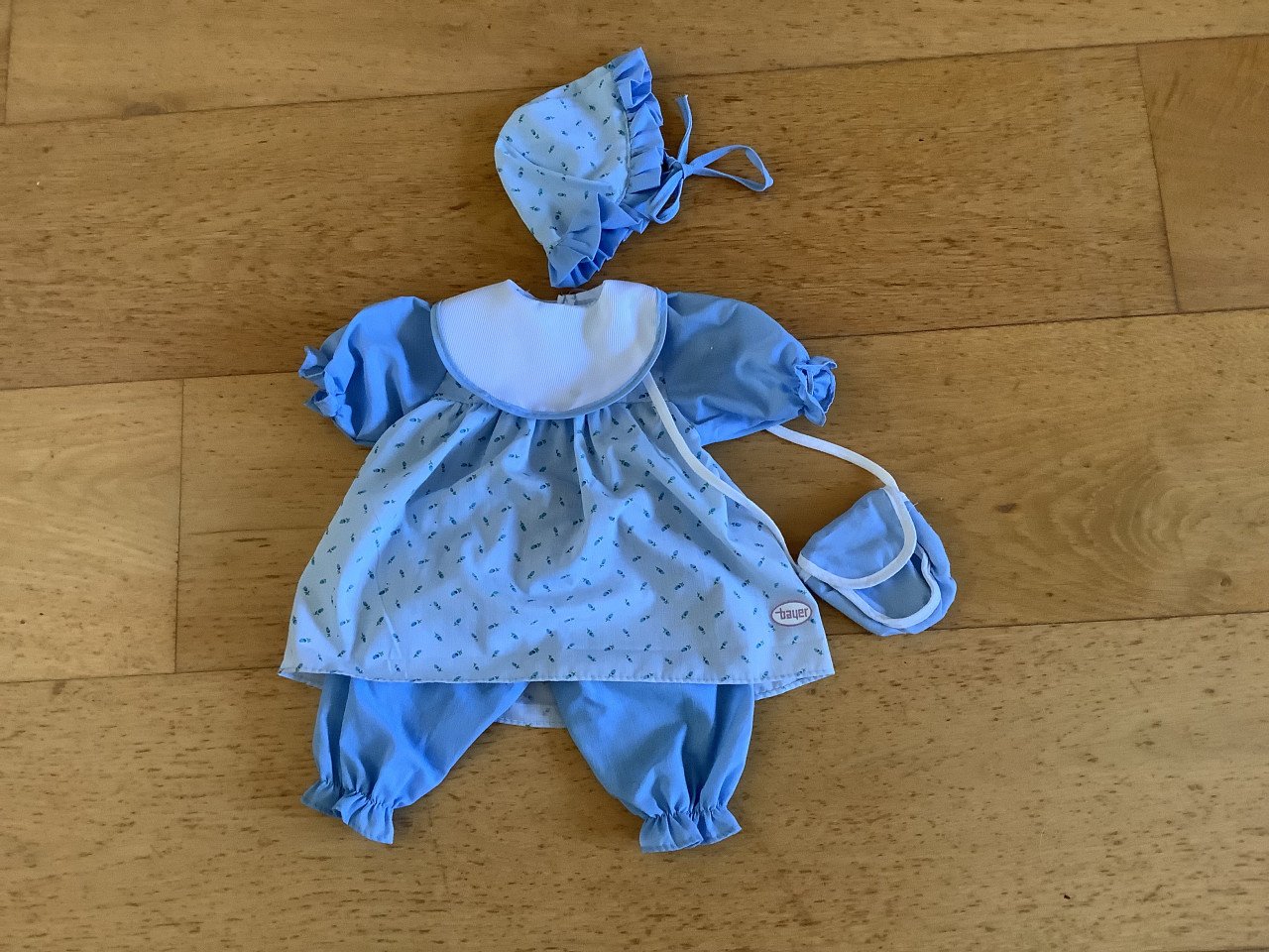 Kleding setje voor Baby Born pop met mutsje en tasje