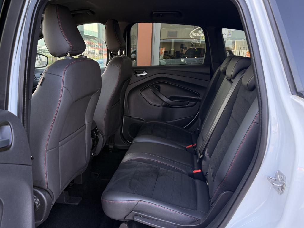 Ford Kuga 1.5 ecoboost st line | stoel/stuur verwarming | cruise | apple ca