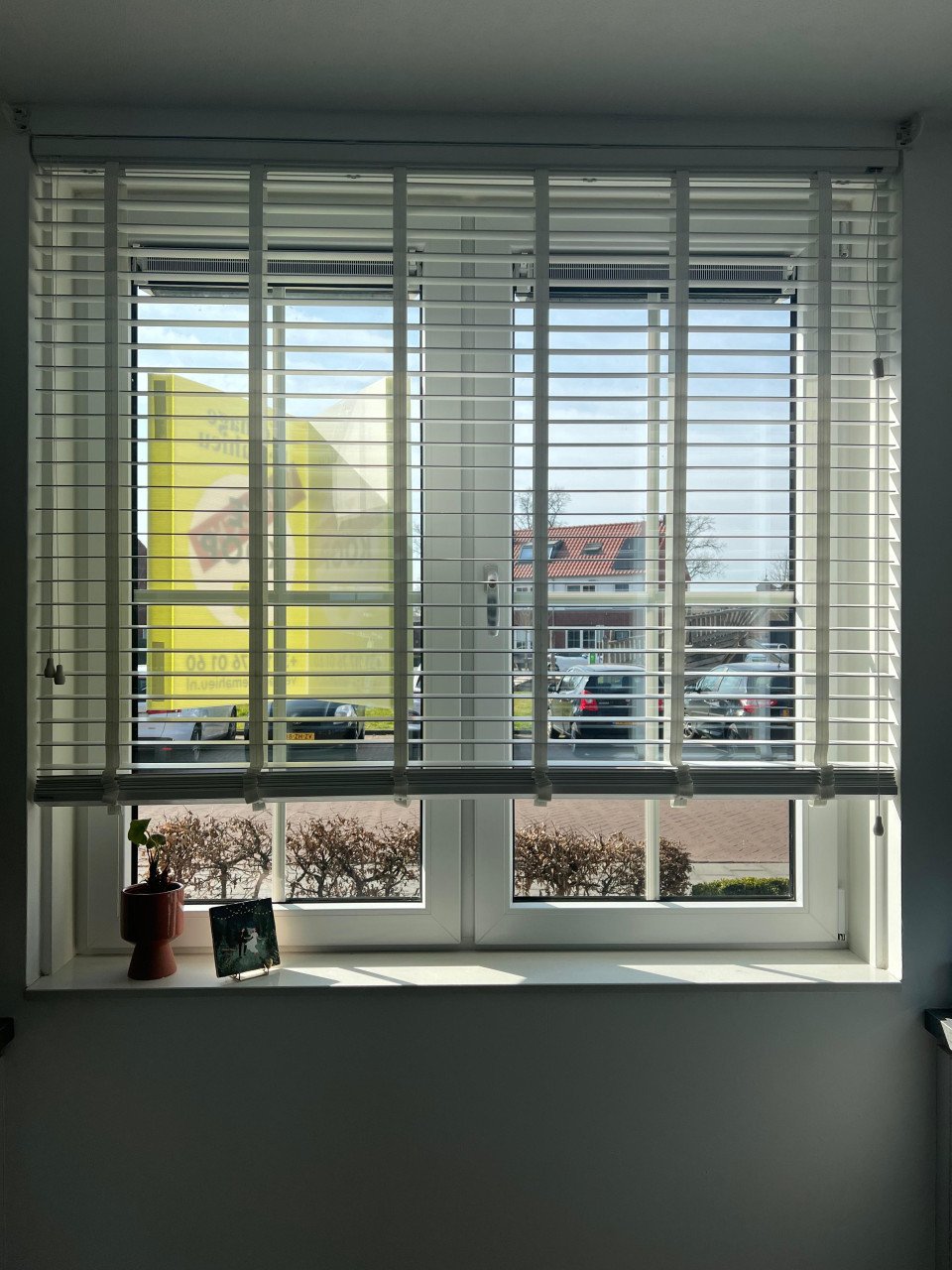 Veneta Houtlook jaloezie met privacysluiting 50mm
