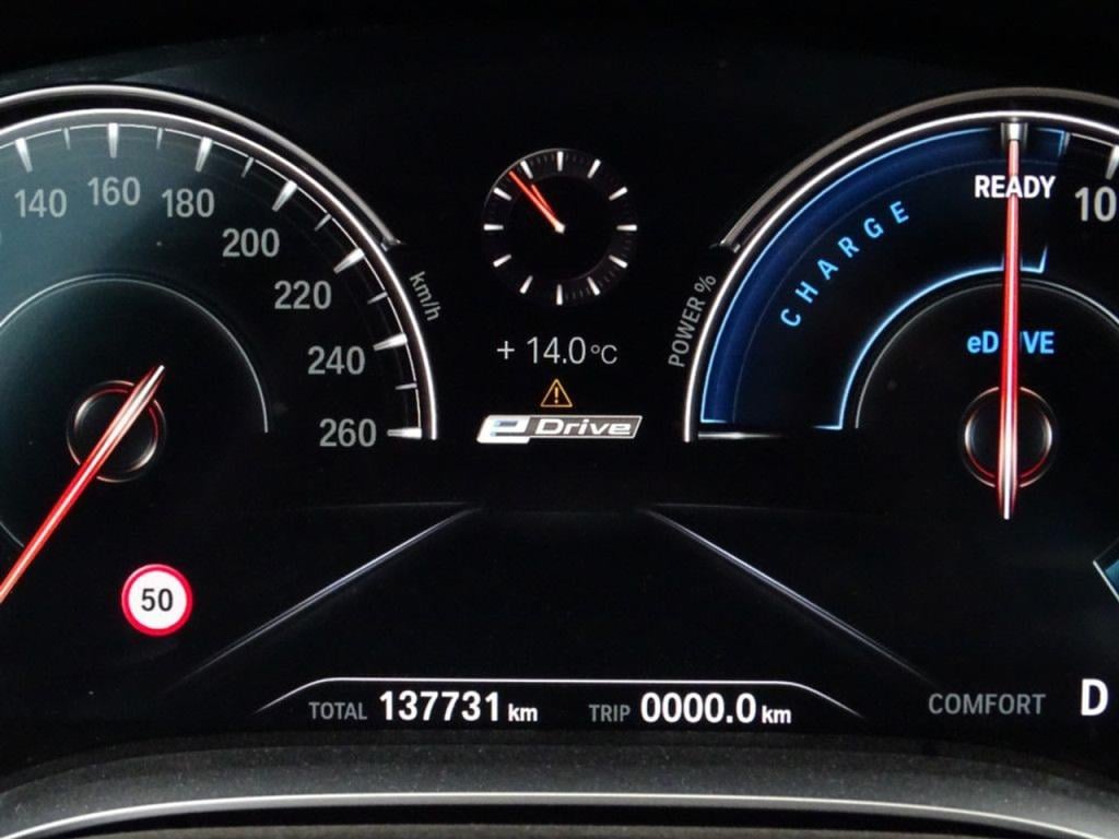 BMW 7 Serie 740e iperformance high executive m-sportpakket | driving assist