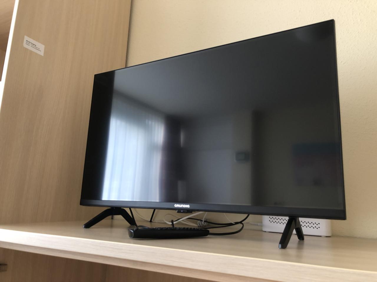 Grundig 32 inch LED tv