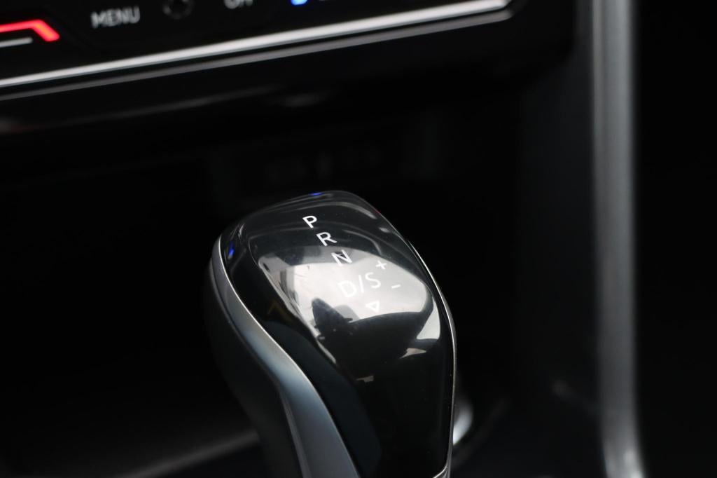 Volkswagen T-roc 1.5 tsi style 150pk dsg7