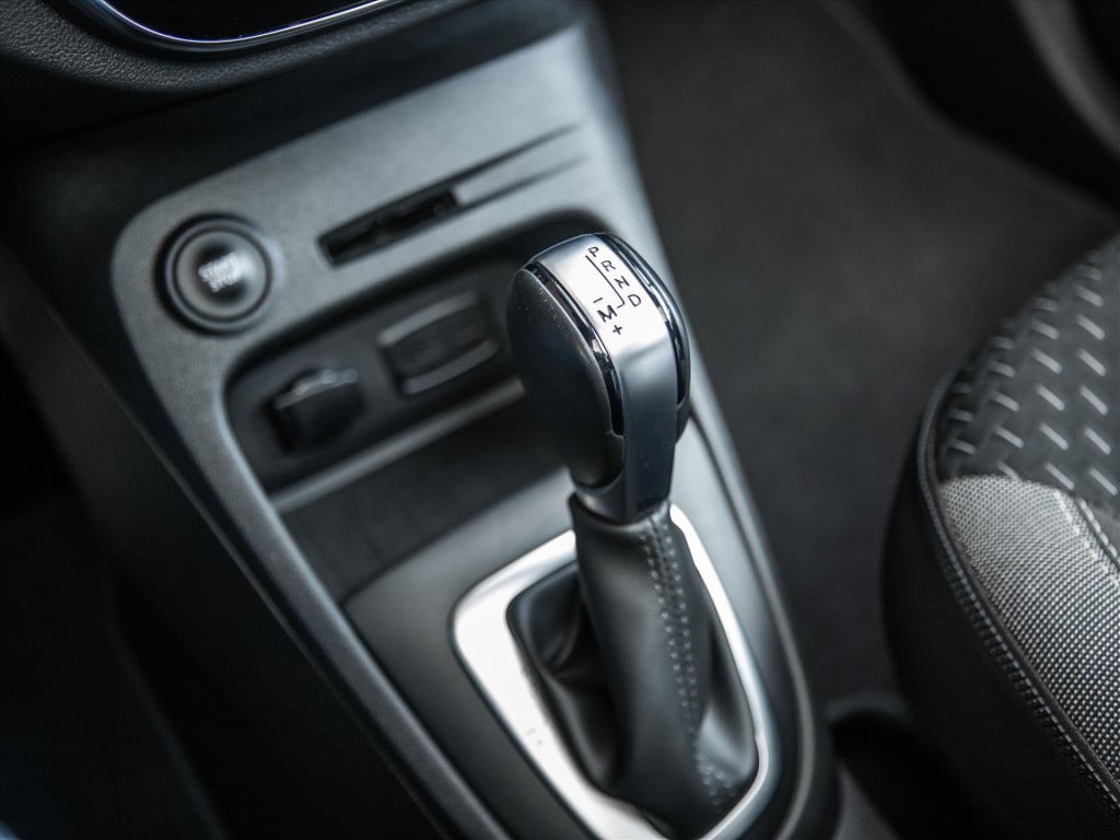Renault Captur tce 150 intens | automaat | parkeer sensor | panodak | navi 