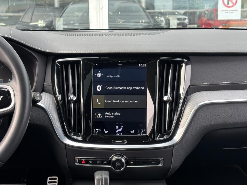 Volvo V60 t6 398pk recharge r-design| panodak| adap.cruise| camera| awd