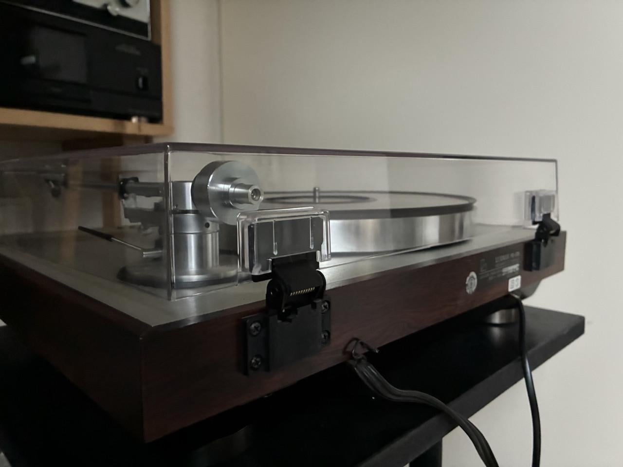 Luxman PD-370 met VDS.