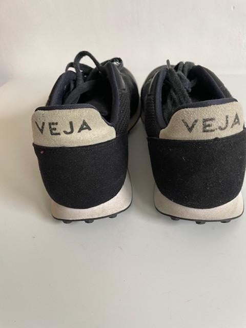 VEJA sneakers maat 39