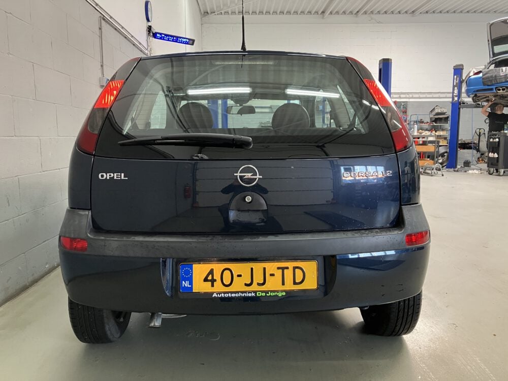 Opel Corsa 1.2-16V Comfort