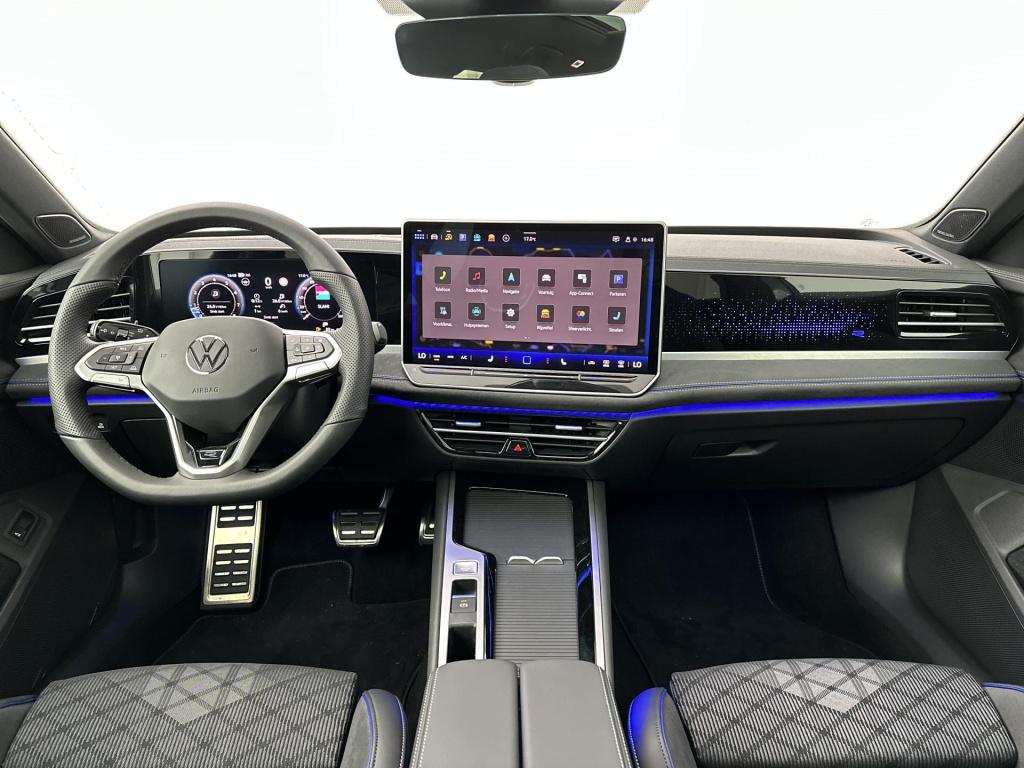 Volkswagen Passat variant 1.5 etsi r-line business dsg7 150pk