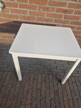 IKEA tafeltje