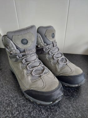 Te koop zgan dames wandel schoenen