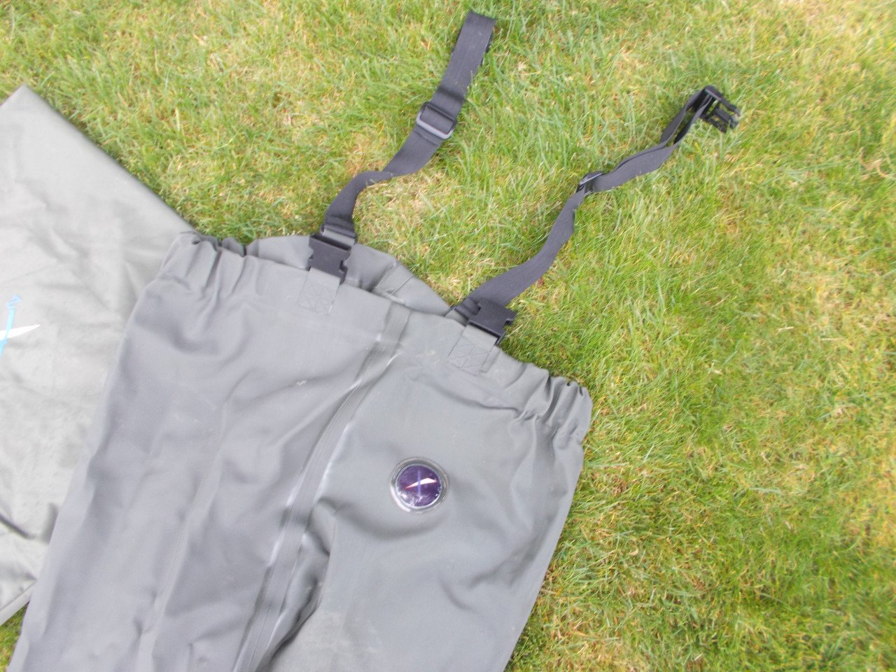 In  nieuwstaat waadpak , schoenmaat 41