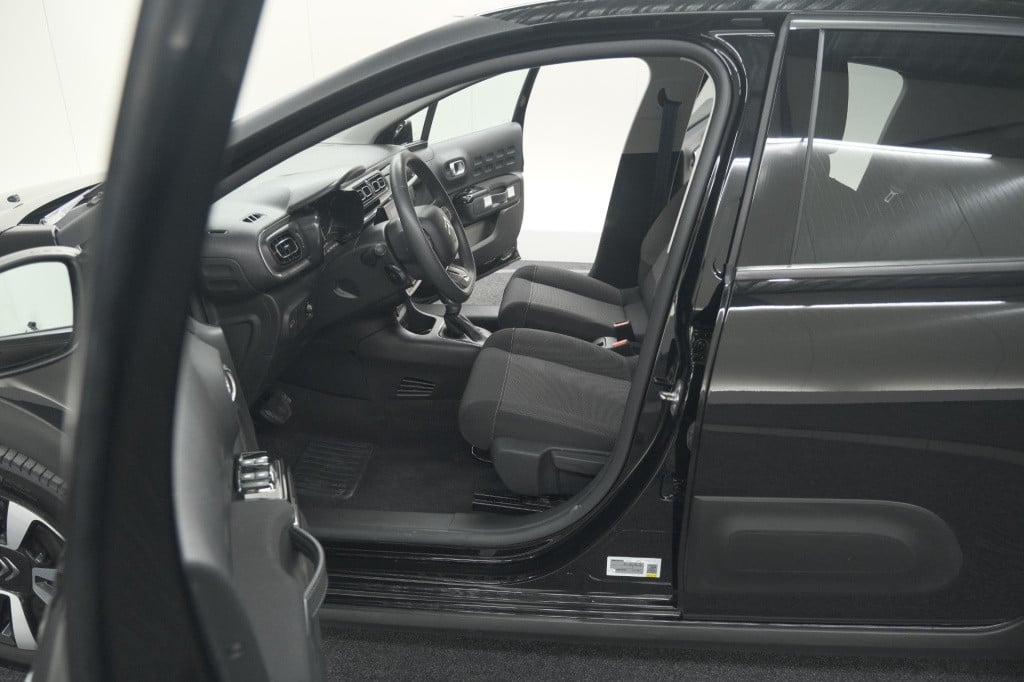 Citroen C3 puretech 110 eat6 max | apple carplay | parkeersensoren | climat
