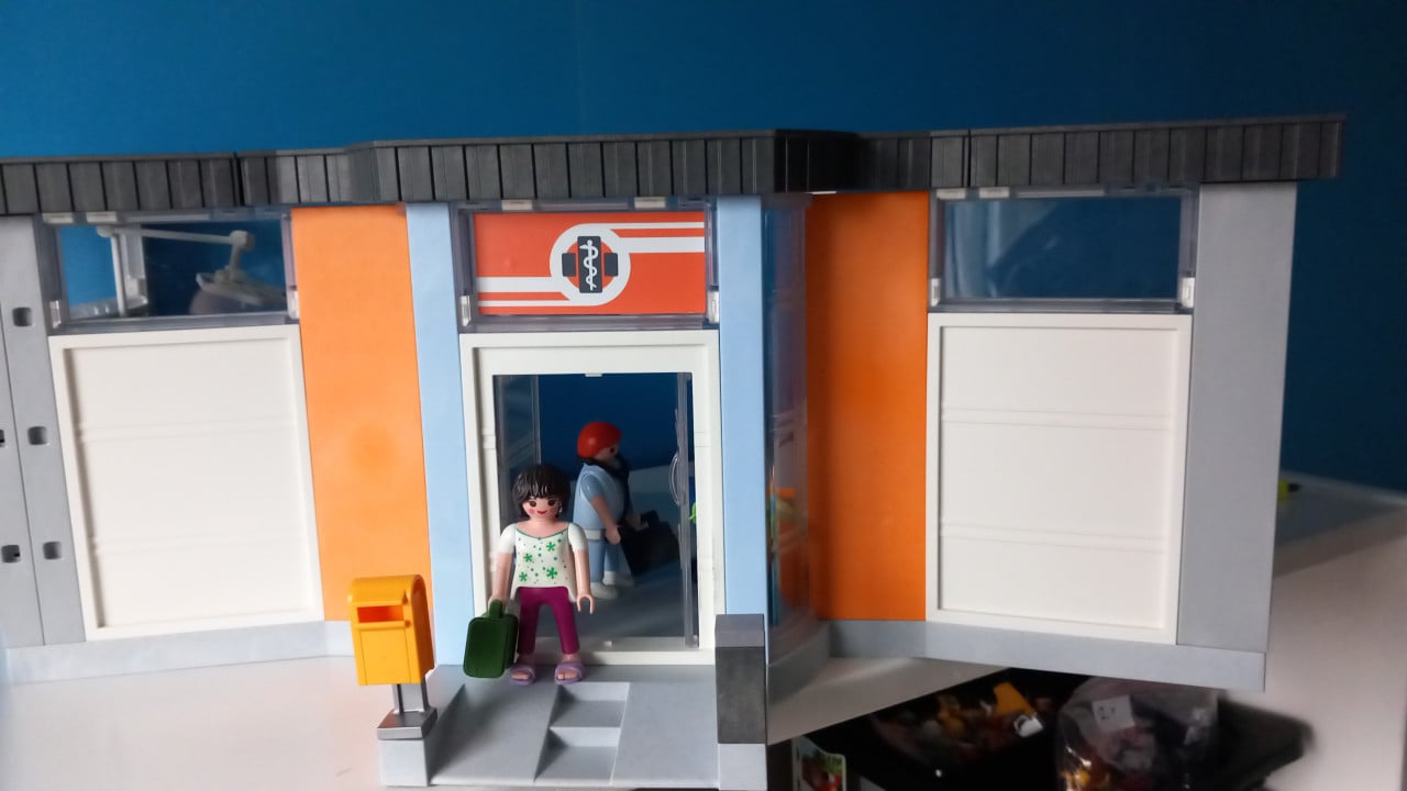 Playmobil ziekenhuis compleet ingericht setnr 70191